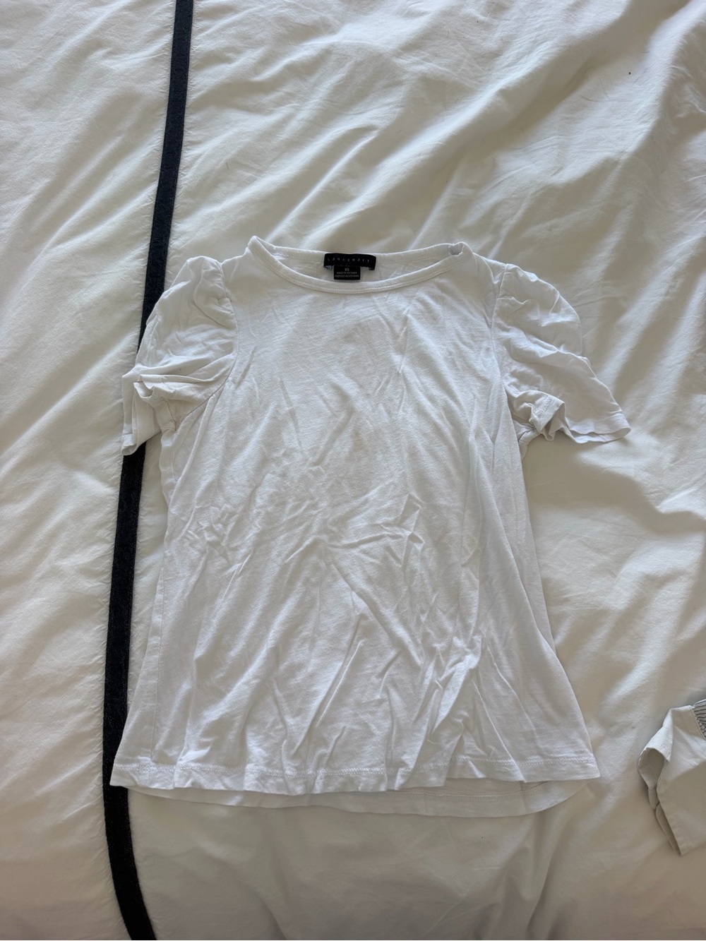 Sanctuary White Puff Sleeve Crewneck Top
